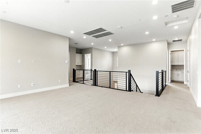 Building Photo - 5073 Slatestone St
