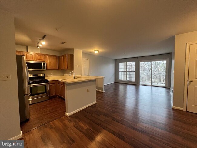 Building Photo - 5123 Wagon Shed Cir