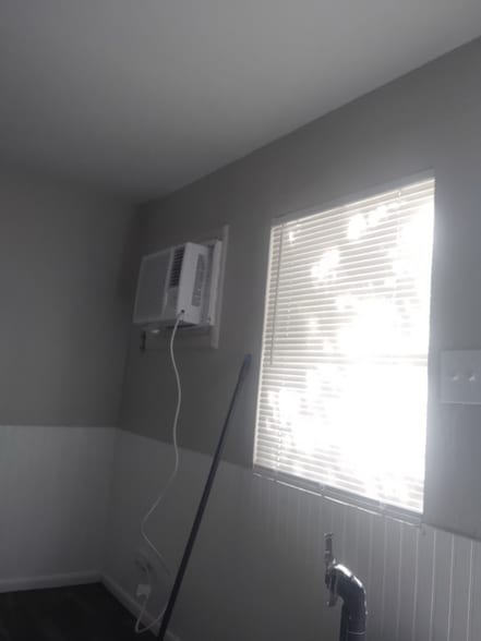 Building Photo - 15101 N 15th St