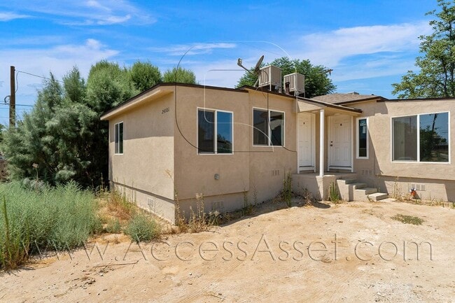 Building Photo - 24099 CA-74