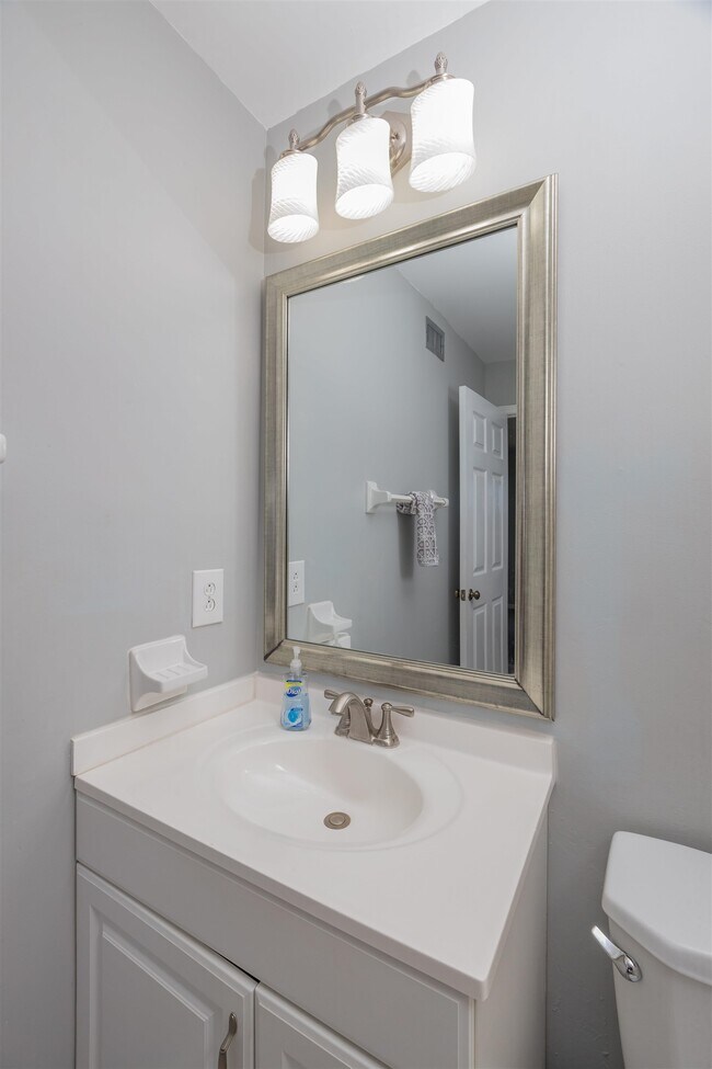 Building Photo - 880-A1A A1A Beach Blvd