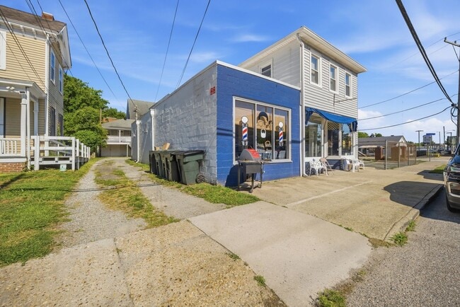 Building Photo - 212 S Armistead Ave