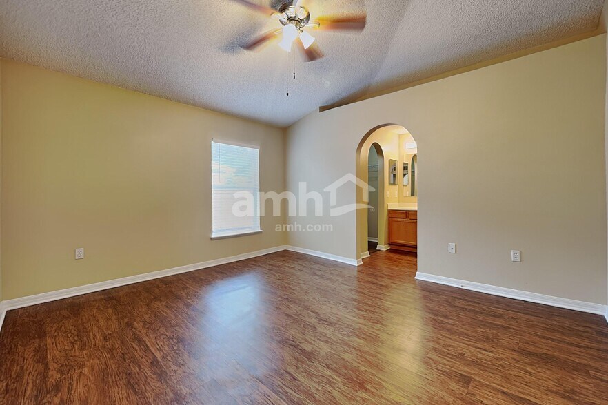 Building Photo - 6407 Tabogi Trl
