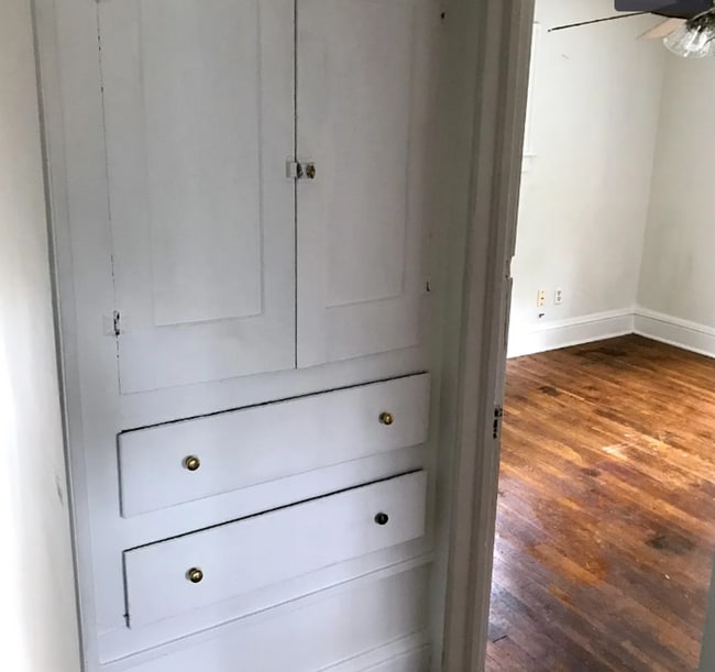 Building Photo - Charming 1925 Colonial with Classic Character & Cozy Fireplace