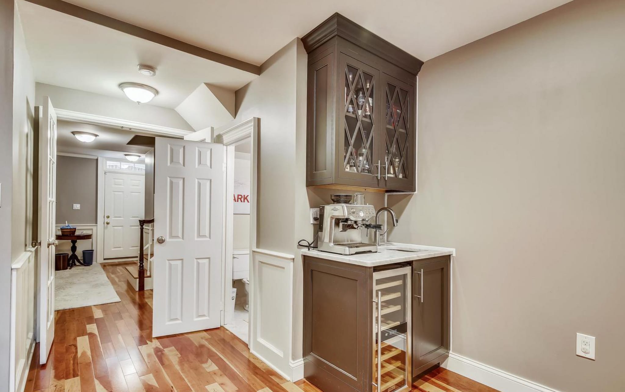Ground Level Living Room with wet bar - 1176 N Utah St