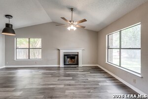 Building Photo - 9727 Fortune Ridge Dr