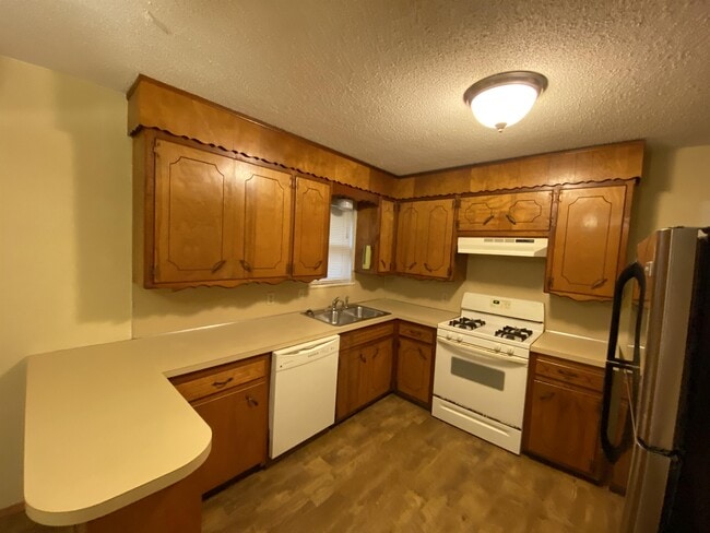 Building Photo - 1408 H St