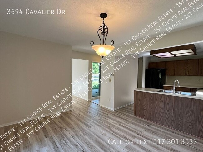 Building Photo - 3694 Cavalier Dr