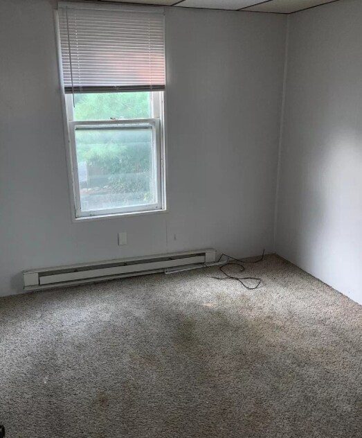 Building Photo - 1323 W Norwegian St