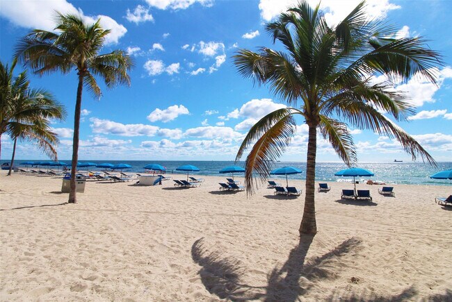 Building Photo - 3015 Seville St