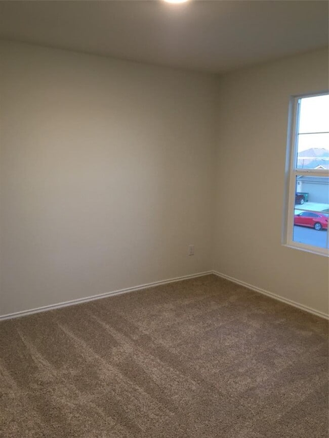 Building Photo - 255 Dorchester Dr