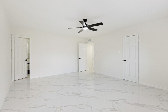 Building Photo - 6814 Loch Langham Dr