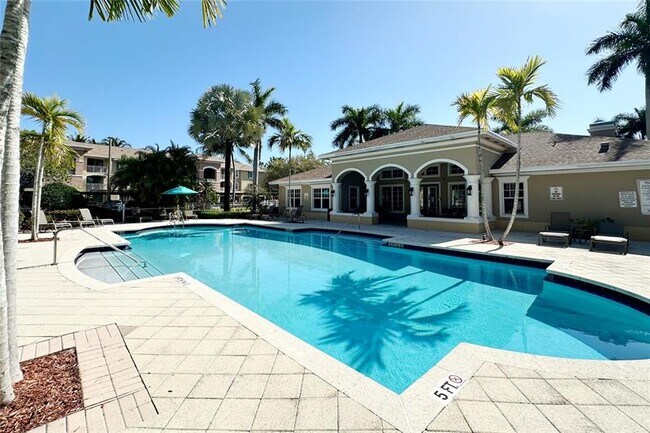 Building Photo - 6533 Emerald Dunes Dr