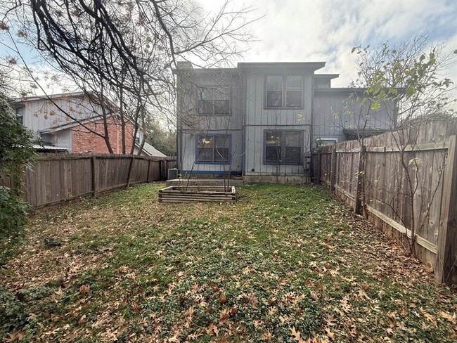 Building Photo - 7806 Topawa Cove