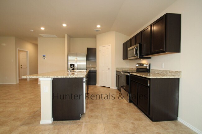 Building Photo - Patriots Ridge