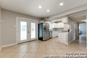 Building Photo - 555 Patricia Dr