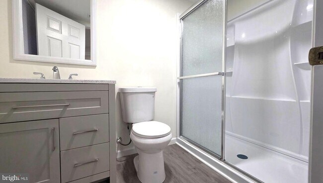 Building Photo - 115 Lexington Pl