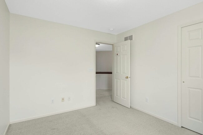 Building Photo - 15865 Porchlight Ln