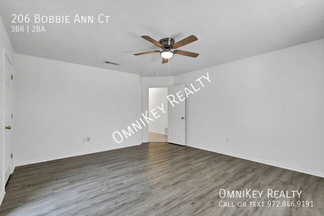 Building Photo - 206 Bobbie Ann Ct