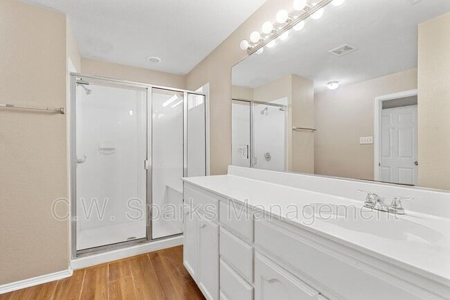 Building Photo - 2728 Mountain Lion Dr