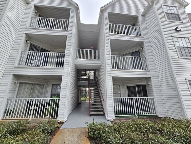 Building Photo - Charming 1 Bed 1 Bath in I District of Orl...