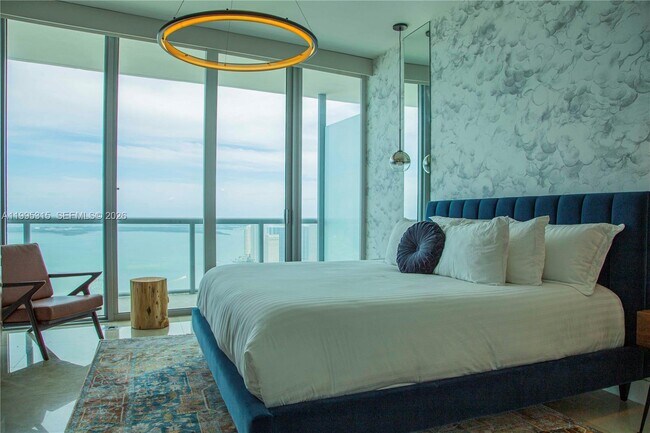 Building Photo - 888 Biscayne Blvd