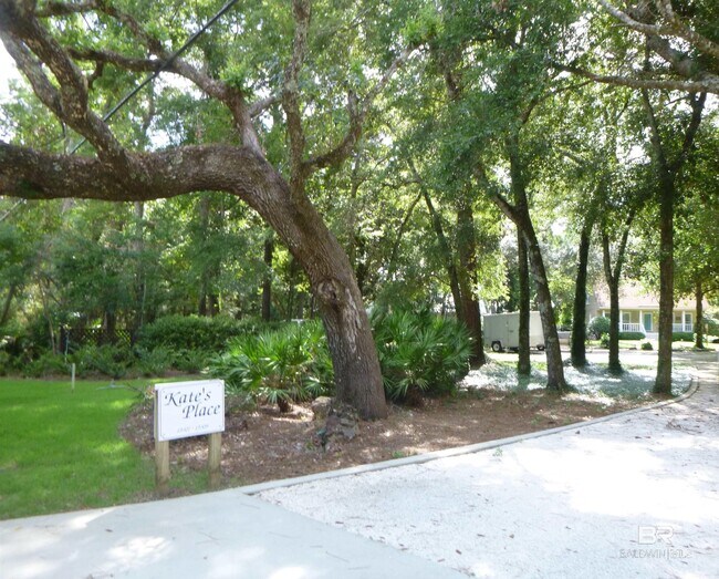 Building Photo - 19307 Scenic Hwy 98