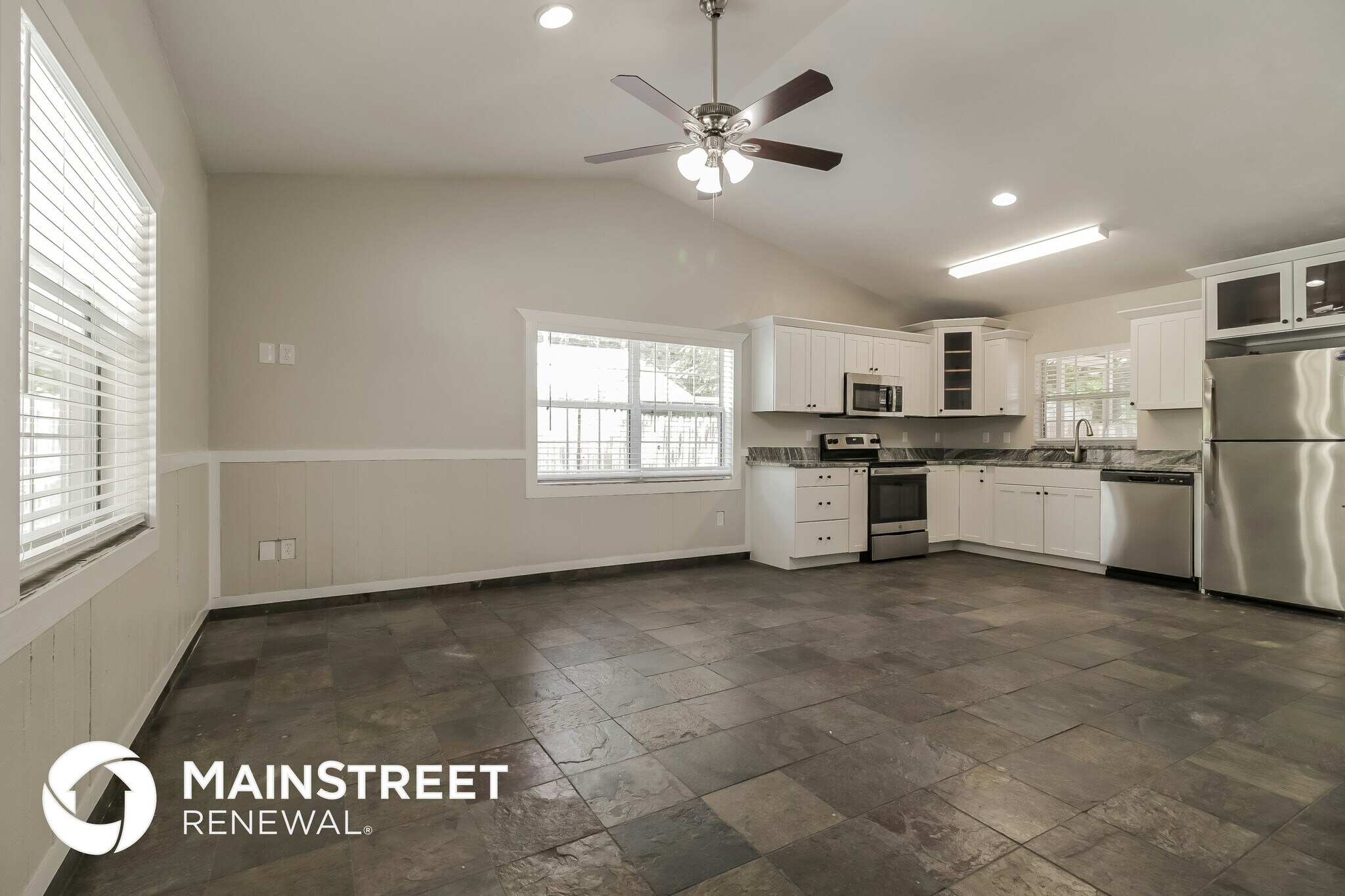 Building Photo - 559 Cameo Dr