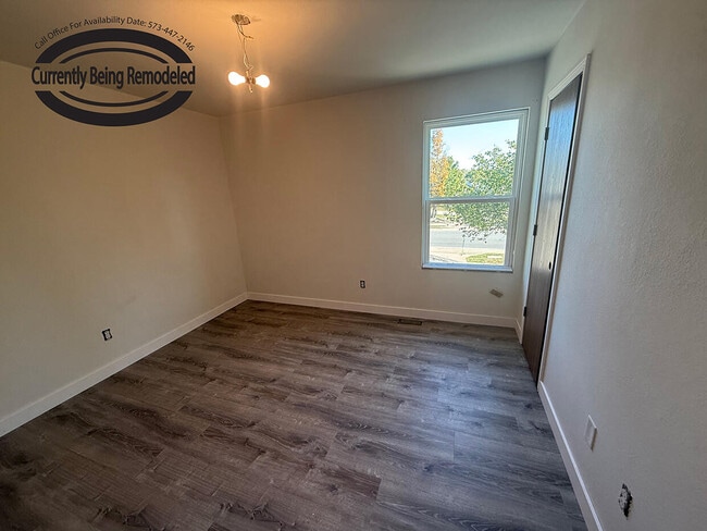 Building Photo - 1701 Hanover Blvd