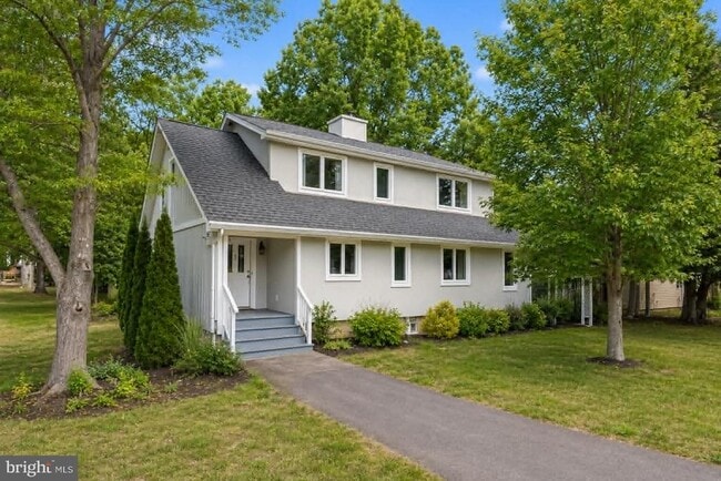 Building Photo - 970 Lake Heritage Dr