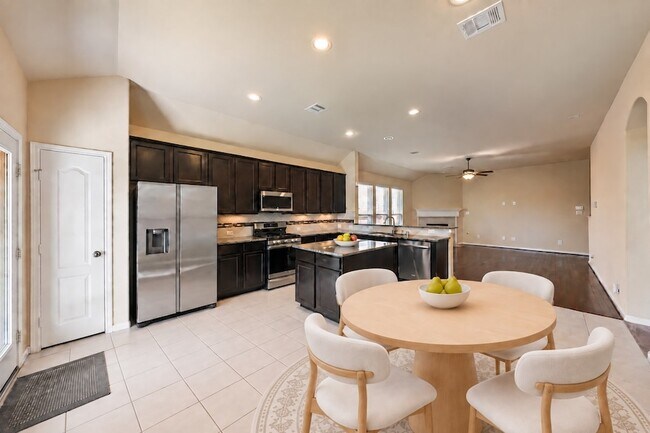 Building Photo - 14811 Ashley Creek Ct