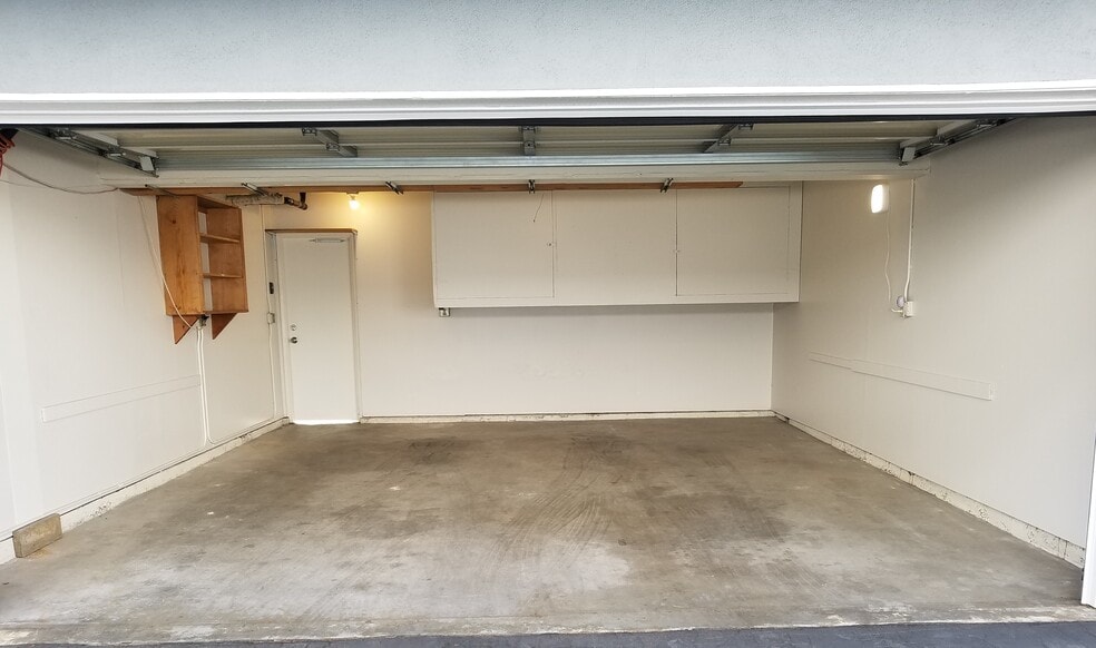 Unit C garage - 1100 Opal St