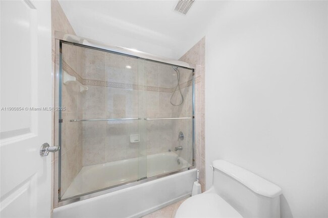 Building Photo - 21025 NE 31st Ave