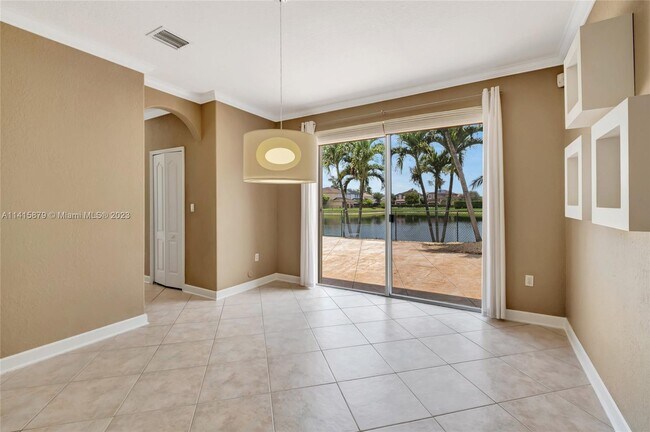 Building Photo - 14443 SW 12th Ln