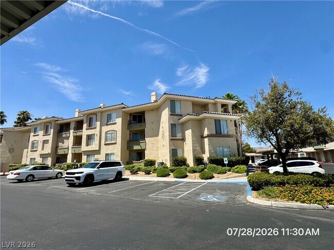 Building Photo - 7143 S Durango Dr