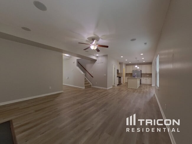 Building Photo - 20 Cane Hill Dr