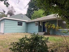 Building Photo - 5518 25th Ave NE