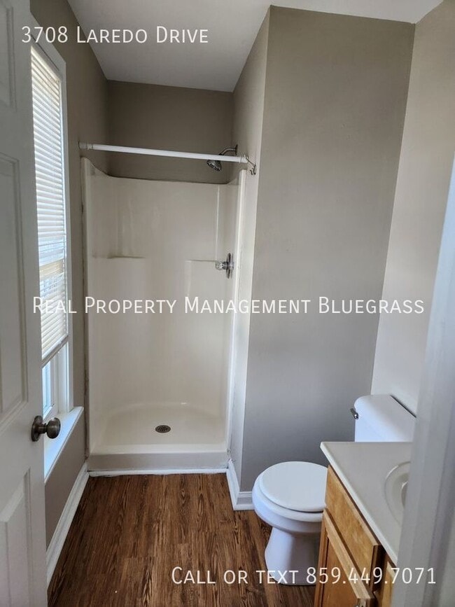Building Photo - 3708 Laredo Dr