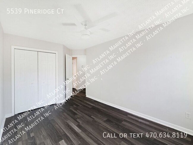 Building Photo - 5539 Pineridge Ct