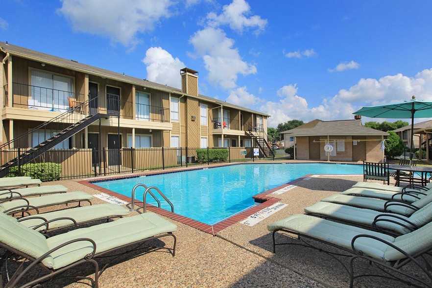 Timber Ridge - Houston, TX | Apartment Finder