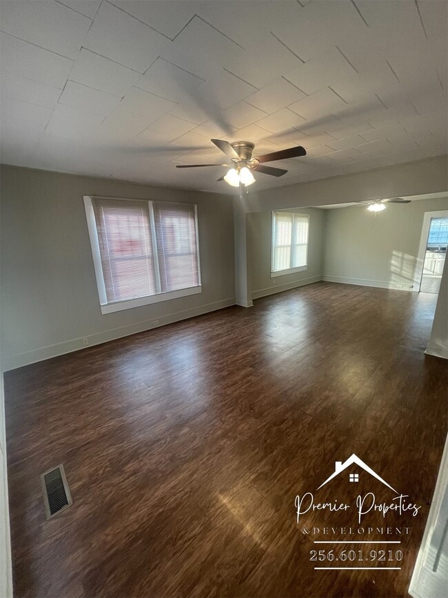 Building Photo - Gadsden Home PLUS 12 x 20 Storage Unit - Alabama