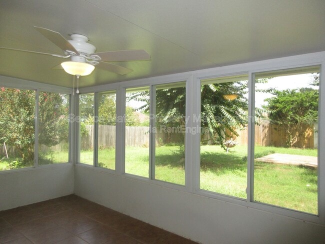 Building Photo - 6598 Starboard Dr