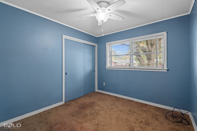 Building Photo - Home For Rent!