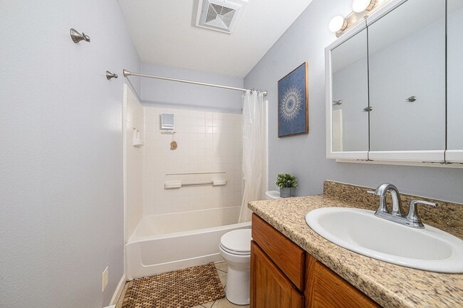 Building Photo - Great Home in West Fort Collins