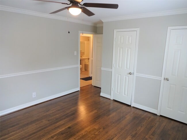 Building Photo - 3923 Cosby St