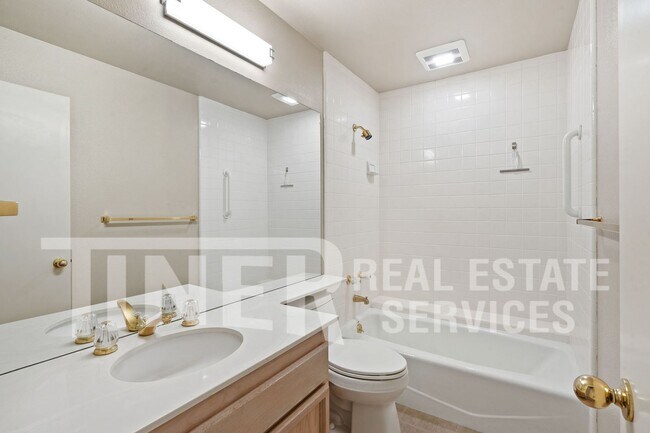 Building Photo - 11397 Gold Country Blvd