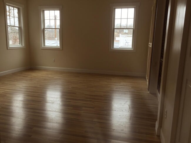 Primary Photo - 368 Central St