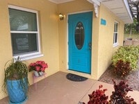 Building Photo - 1009 Sumner Blvd