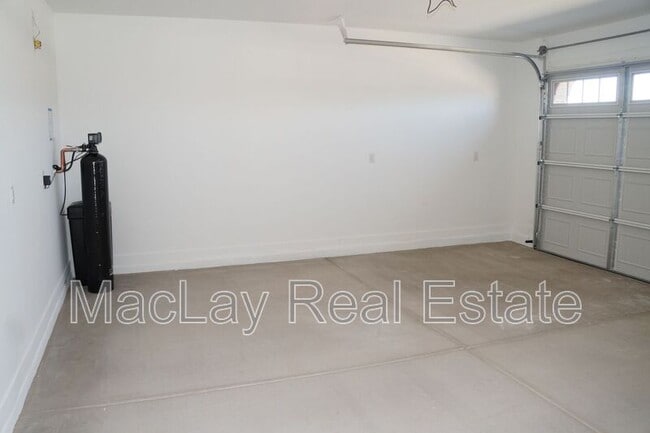 Building Photo - 25704 S 231st St