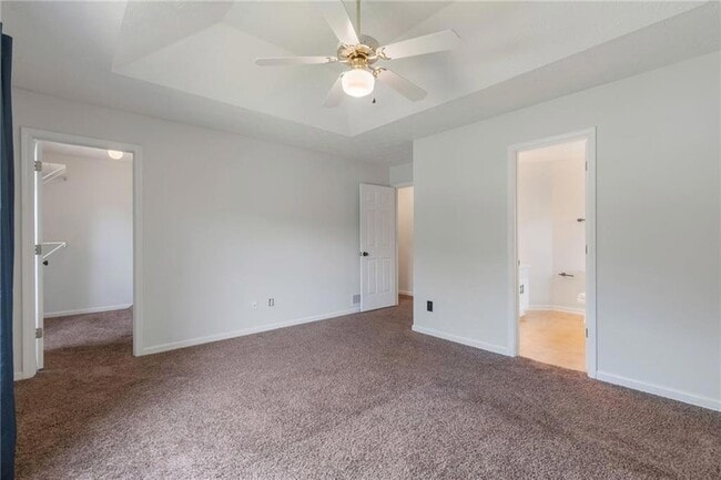 Building Photo - 2055 Amberly Glen Way